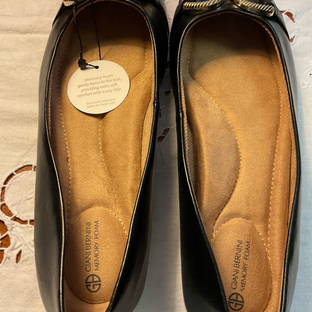 Giani Bernini Black Flats with Gold Detail